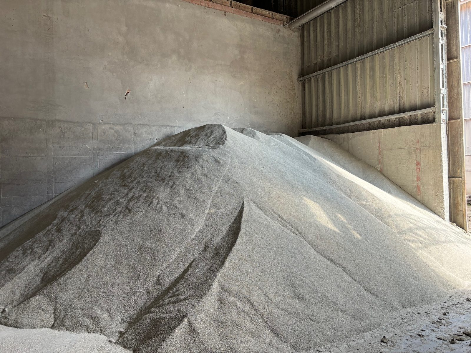 Zeolite mining and processing in Thrace, Greece (17)